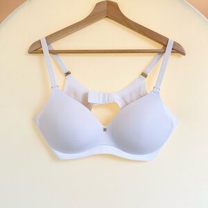 Honeylove Women's Cloudembrace Wireless Bra in White, size 38B
